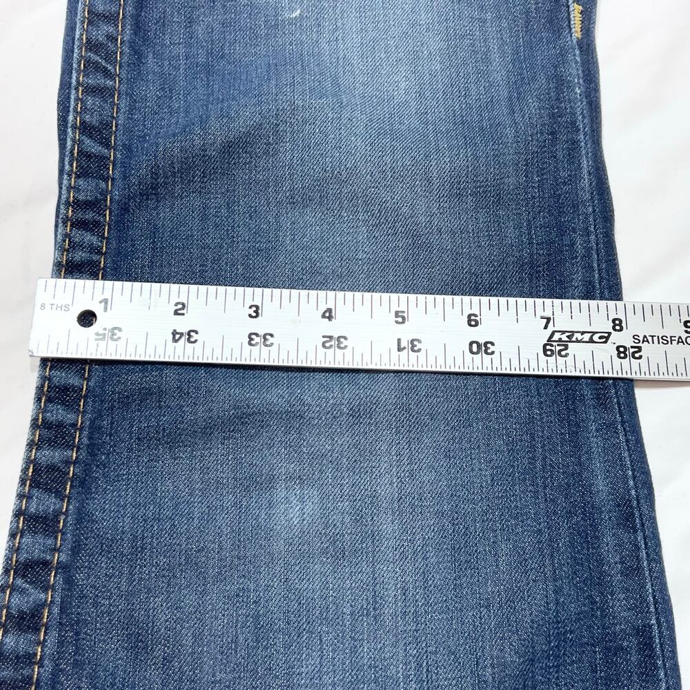 True Religion Candice Flared Jeans Women 26W x 28L Blue Light Washed Distressed - Picture 8 of 13